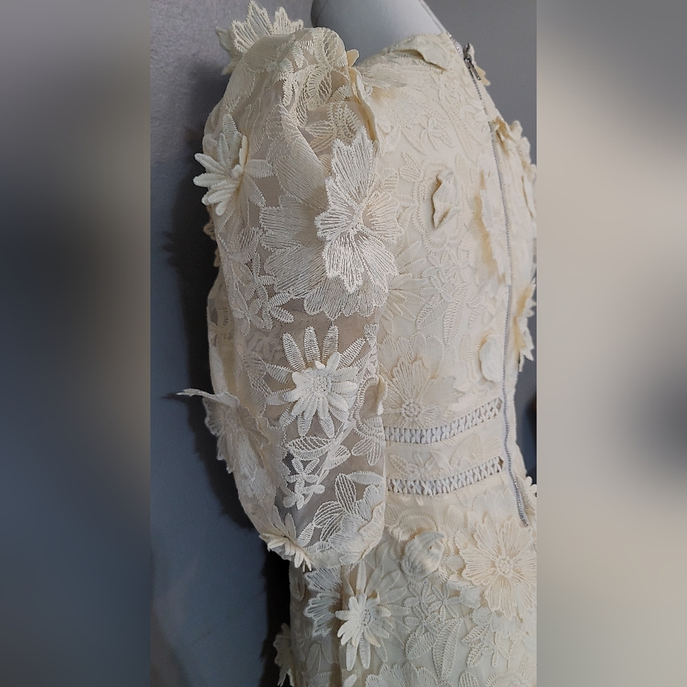 Ana Perez Floral Lace Cream Bohemian - Picture 8 of 9